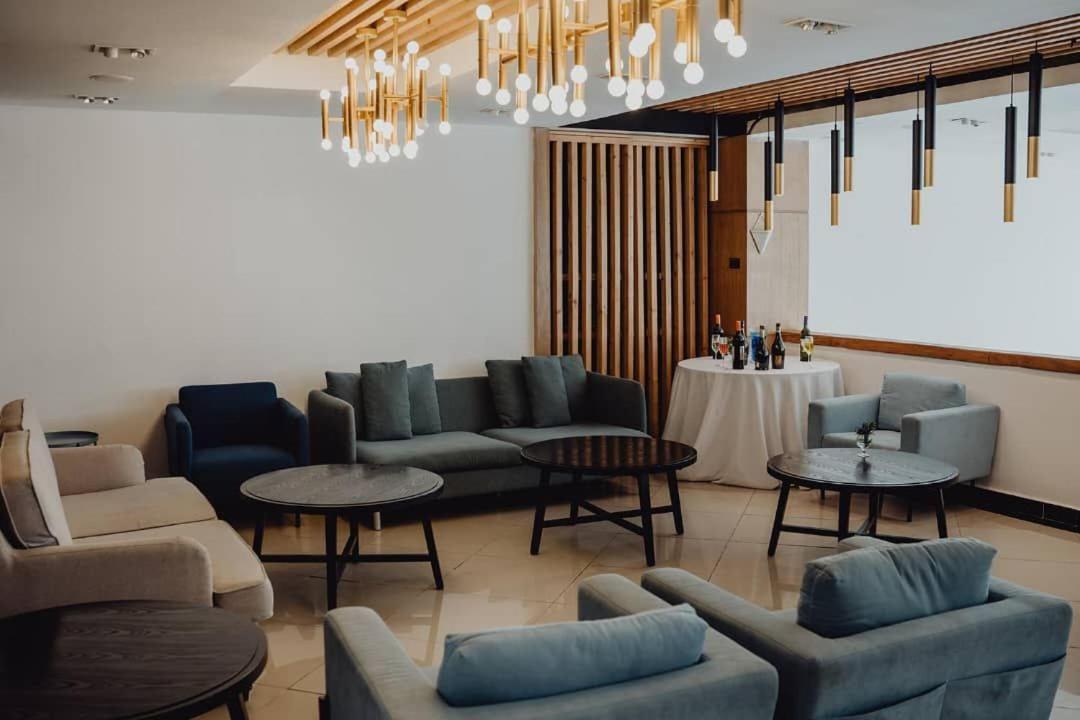 Mazeki Addis Boutique Hotel Esterno foto