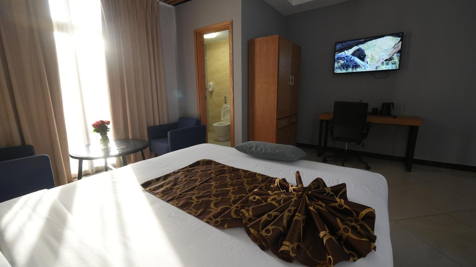 Mazeki Addis Boutique Hotel Esterno foto